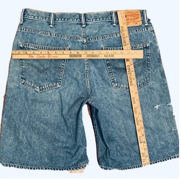 Sold. Levi’s 550 jeans shorts - Picture 9 of 16